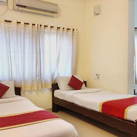 Super Oyo Capital O Premium Hotel Victoria Heights Near Sri Someshwara Swami Temple Бенґалуру Екстер'єр фото